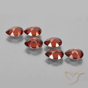 4.55 ct natürliche Mittelrot Pyrop-Granat-Edelsteine, Birnenform, VS