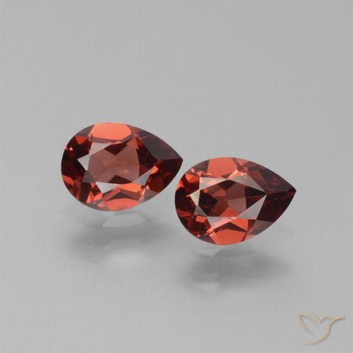1.59ctw Natürlicher Mittel-Dunkelrot Pyrop-Granat, Birnenform, VVS-VS