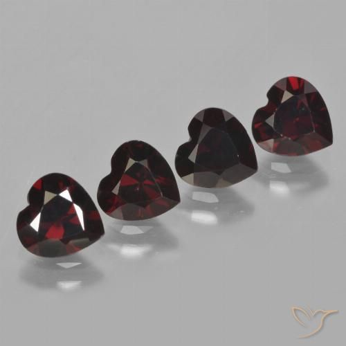 3.82ctw Natürlicher dunkelrot Pyrop-Granat, Herz, VVS-VS