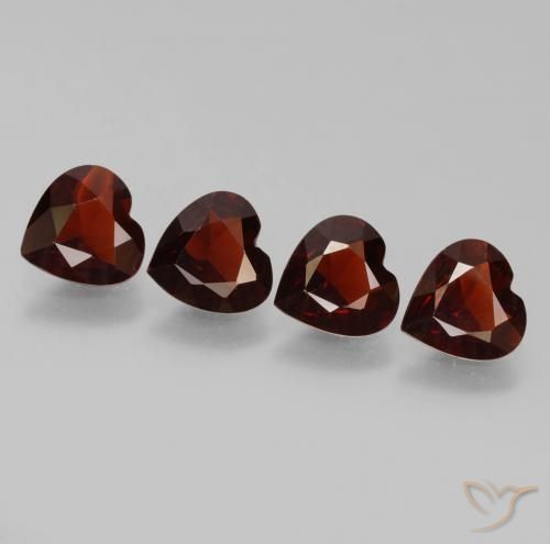 2.71ctw Natürlicher Tiefes Blutrot Pyrop-Granat, Herz, VVS-VS