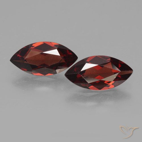 3.73ctw Natürlicher tiefrot Pyrop-Granat, Marquise, VVS-VS