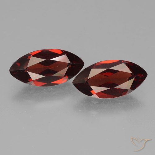 4.21ctw Natürlicher dunkelrot Pyrop-Granat, Marquise, VVS-VS