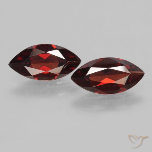 3.64ctw Natürlicher dunkelrot Pyrop-Granat, Marquise, VVS-VS