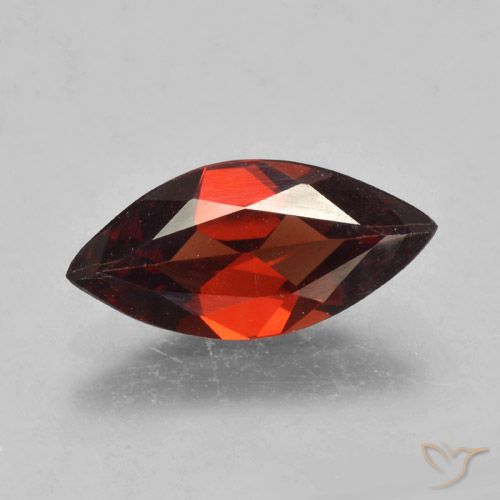 1.76ct Natürlicher dunkelrot Pyrop-Granat, Marquise, VVS-VS