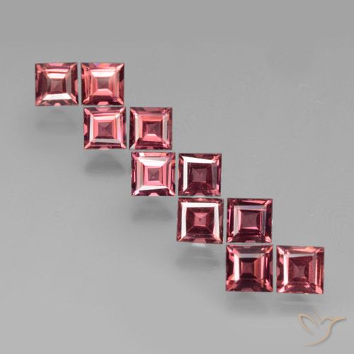 3.82ctw Natürlicher tiefrot Pyrop-Granat, Quadrat, VS