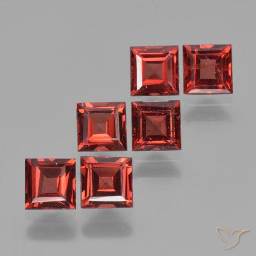 2.74ctw Natürlicher Scharlachrot Pyrop-Granat, Quadrat, VS