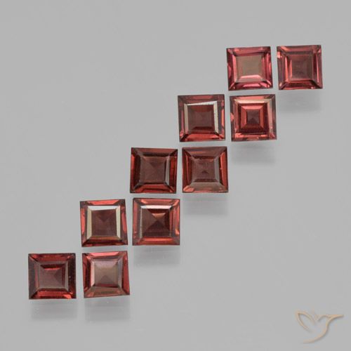 3.85ctw Natürlicher Mittel-Dunkelrot Pyrop-Granat, Quadrat, VS