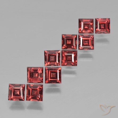 4.59ctw Natürlicher tiefrot Pyrop-Granat, Quadrat, VS