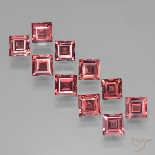 3.82ctw Natürlicher Mittelrot Pyrop-Granat, Quadrat, VS