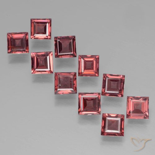 3.77ctw Natürlicher Merlot Rot Pyrop-Granat, Quadrat, VS