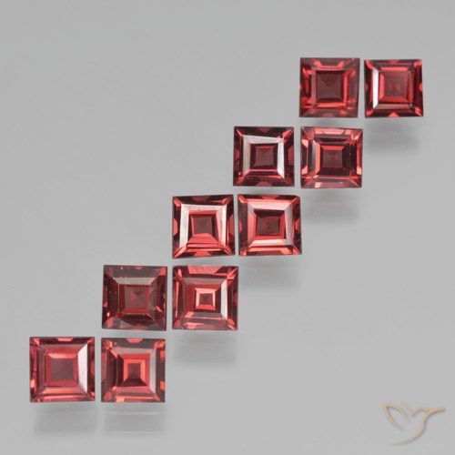 4.41ctw Natürlicher Tiefes Scharlachrot Pyrop-Granat, Quadrat, VS