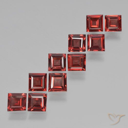 3.70ctw Natürlicher dunkelrot Pyrop-Granat, Quadrat, VS
