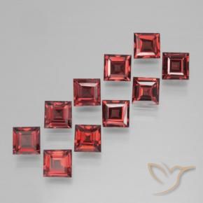 4.06 ct natürliche Tiefes Purpurrot Pyrop-Granat-Edelsteine, Quadrat, VS