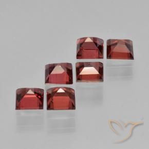 2.43 ct natürliche Tiefes Scharlachrot Pyrop-Granat-Edelsteine, Quadrat, VS