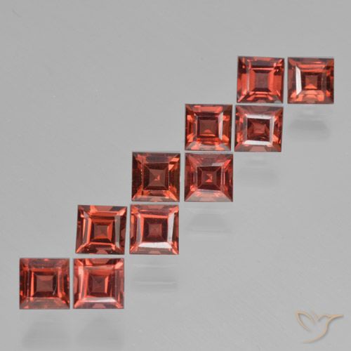 4.39ctw Natürlicher Scharlachrot Pyrop-Granat, Quadrat, VS