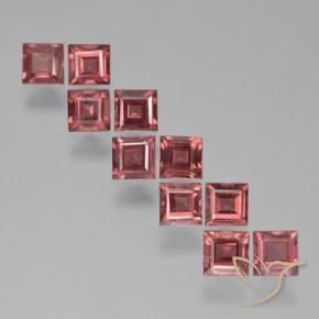 4.13 ct natürliche Tiefes Weinrot Pyrop-Granat-Edelsteine, Quadrat, VS
