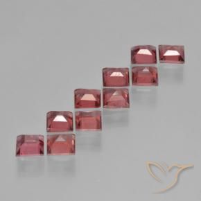 4.13 ct natürliche Tiefes Weinrot Pyrop-Granat-Edelsteine, Quadrat, VS