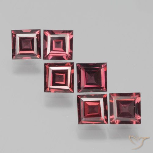 2.78ctw Natürlicher tiefrot Pyrop-Granat, Quadrat, VS