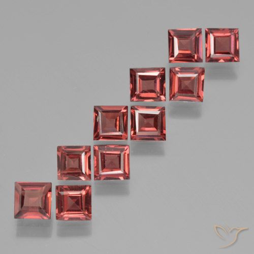 3.80ctw Natürlicher tiefrot Pyrop-Granat, Quadrat, VS