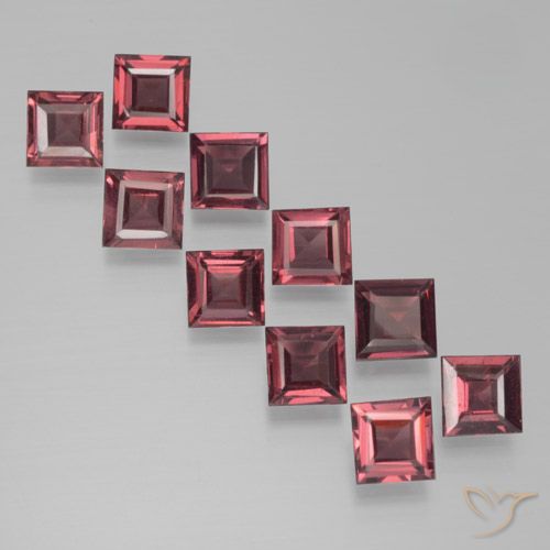 3.82ctw Natürlicher tiefrot Pyrop-Granat, Quadrat, VS