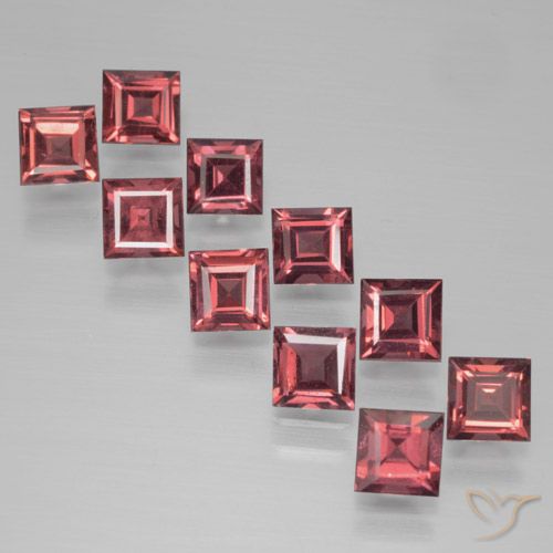 4.62ctw Natürlicher tiefrot Pyrop-Granat, Quadrat, VS