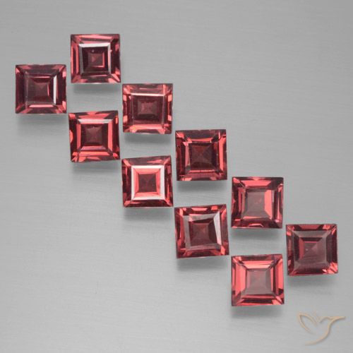 4.27ctw Natürlicher Purpurrot Pyrop-Granat, Quadrat, VS