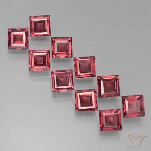 4.13ctw Natürlicher Tiefes Weinrot Pyrop-Granat, Quadrat, VS