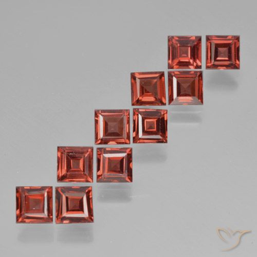 4.62ctw Natürlicher Mittelrot Pyrop-Granat, Quadrat, VS