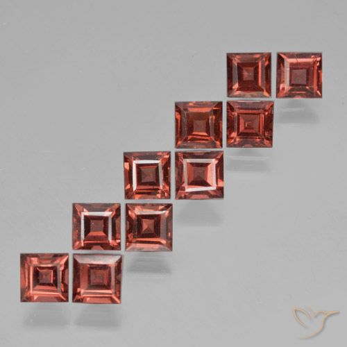 4.78ctw Natürlicher Mittelrot Pyrop-Granat, Quadrat, VS