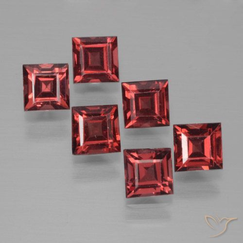 2.80ctw Natürlicher Tiefes Scharlachrot Pyrop-Granat, Quadrat, VS