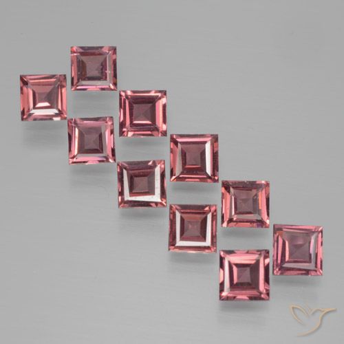 3.65ctw Natürlicher Lila Kirschrot Pyrop-Granat, Quadrat, VS