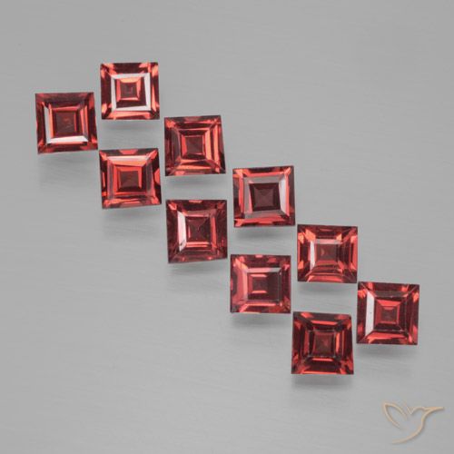 3.34ctw Natürlicher dunkelrot Pyrop-Granat, Quadrat, VS