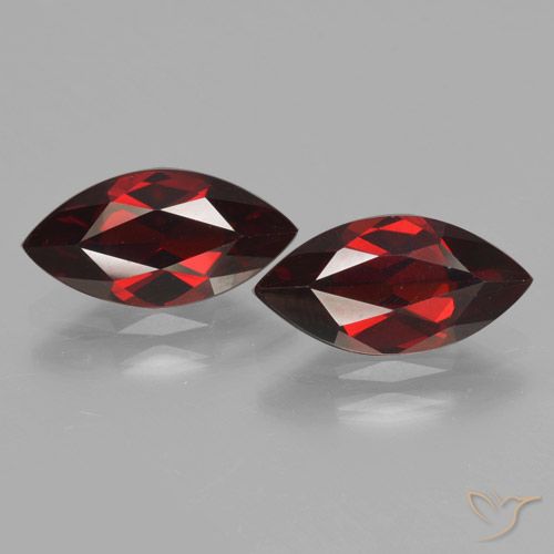 3.89ctw Natürlicher dunkelrot Pyrop-Granat, Marquise, VVS-VS