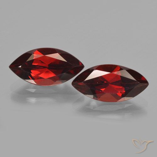 4.54ctw Natürlicher dunkelrot Pyrop-Granat, Marquise, VVS-VS