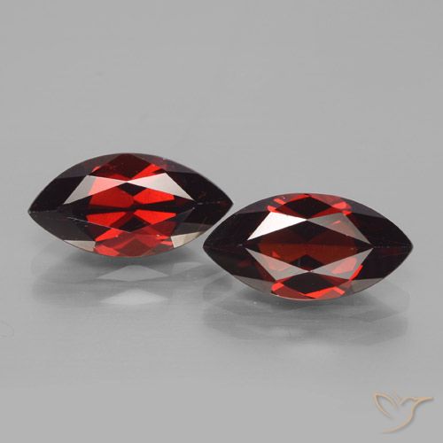 4.33ctw Natürlicher Tiefes Blutrot Pyrop-Granat, Marquise, VVS-VS