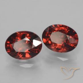 3.28 ct natürliche Tiefes Blutrot Pyrop-Granat-Edelsteine, Oval, VVS-VS