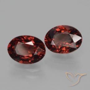 3.65 ct natürliche Tiefes Blutrot Pyrop-Granat-Edelsteine, Oval, VVS-VS