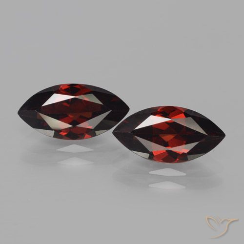 4.32ctw Natürlicher dunkelrot Pyrop-Granat, Marquise, VVS-VS