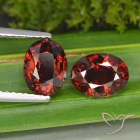 3.40 ct natürliche dunkelrot Pyrop-Granat-Edelsteine, Oval, VVS-VS