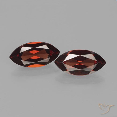 3.79ctw Natürlicher dunkelrot Pyrop-Granat, Marquise, VVS-VS
