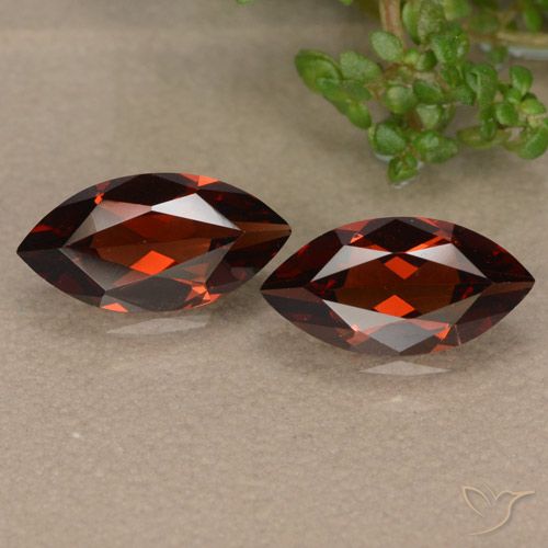 2.25ctw Natürlicher tiefrot Pyrop-Granat, Marquise, VVS-VS