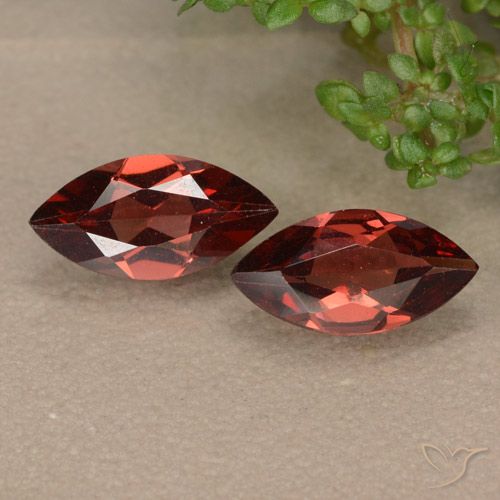 2.09ctw Natürlicher tiefrot Pyrop-Granat, Marquise, VVS-VS