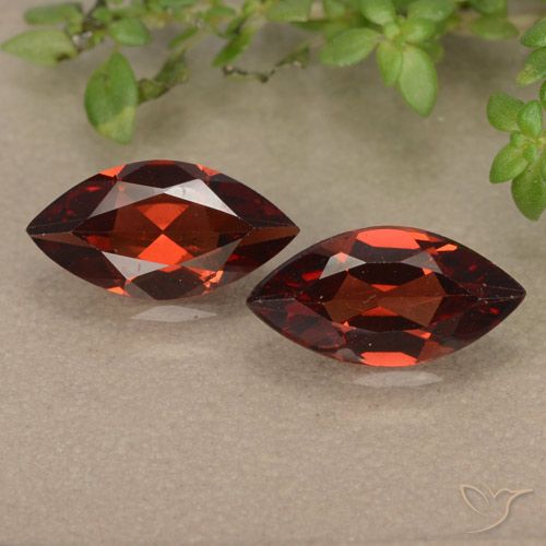 2.15ctw Natürlicher tiefrot Pyrop-Granat, Marquise, VVS-VS