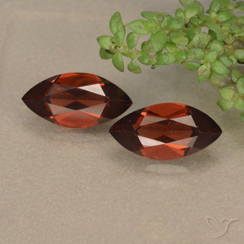 2.60ctw Natürlicher Mittelrot Pyrop-Granat, Marquise, VVS-VS