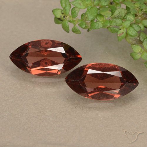 2.43ctw Natürlicher Scharlachrot Pyrop-Granat, Marquise, VVS-VS
