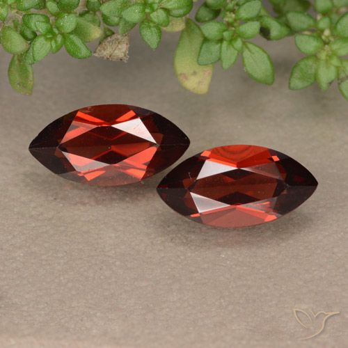 2.80ctw Natürlicher dunkelrot Pyrop-Granat, Marquise, VVS-VS