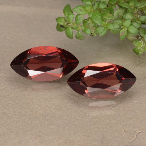 2.69ctw Natürlicher tiefrot Pyrop-Granat, Marquise, VVS-VS
