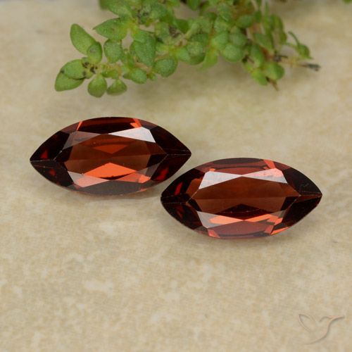 2.05ctw Natürlicher Sangria Rot Pyrop-Granat, Marquise, VVS-VS