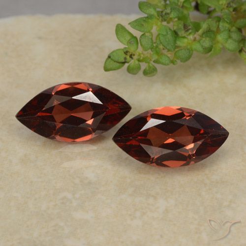 2.38ctw Natürlicher Hellrot Pyrop-Granat, Marquise, VVS-VS