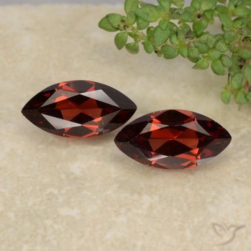 2.69ctw Natürlicher dunkelrot Pyrop-Granat, Marquise, VVS-VS